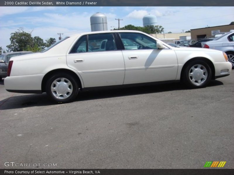 White Diamond / Pewter 2000 Cadillac DeVille Sedan