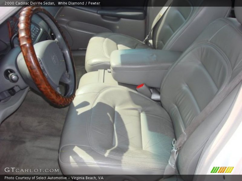 White Diamond / Pewter 2000 Cadillac DeVille Sedan