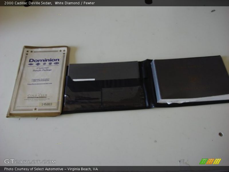 White Diamond / Pewter 2000 Cadillac DeVille Sedan