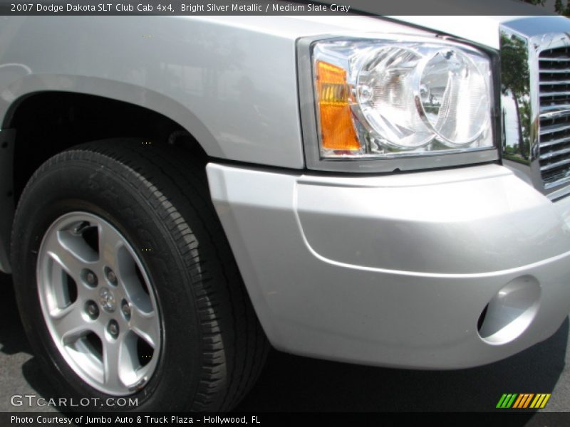 Bright Silver Metallic / Medium Slate Gray 2007 Dodge Dakota SLT Club Cab 4x4