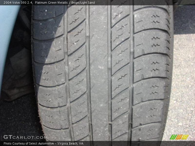Platinum Green Metallic / Beige/Light Sand 2004 Volvo S60 2.4