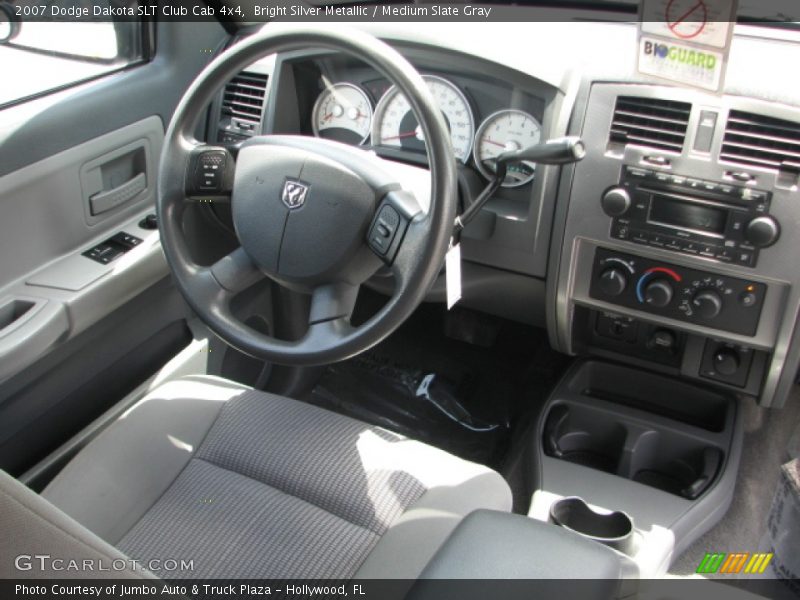 Bright Silver Metallic / Medium Slate Gray 2007 Dodge Dakota SLT Club Cab 4x4