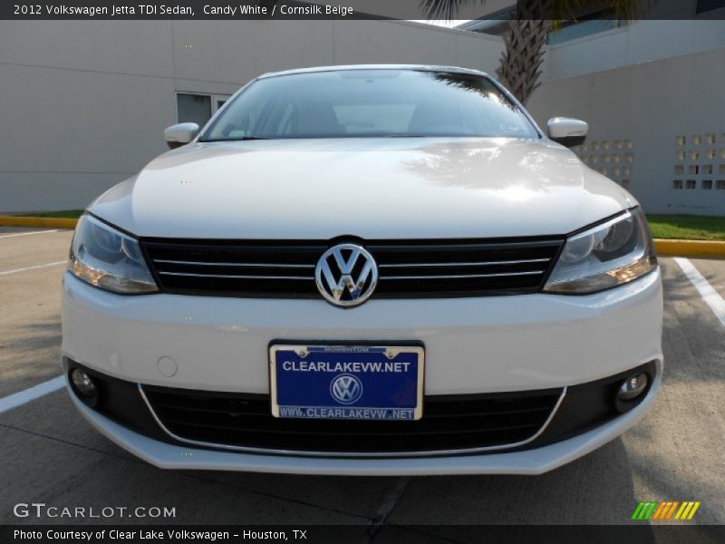 Candy White / Cornsilk Beige 2012 Volkswagen Jetta TDI Sedan