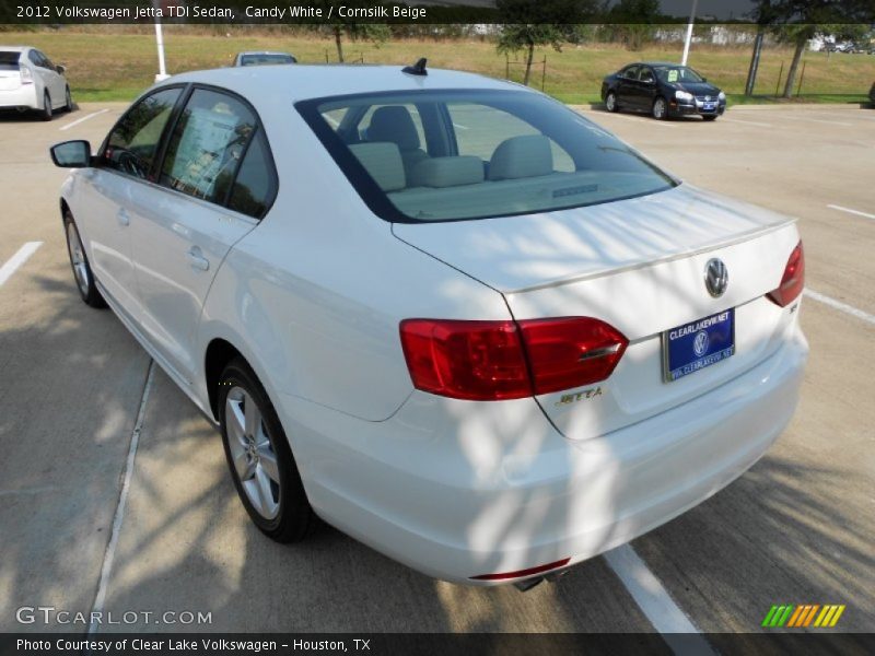 Candy White / Cornsilk Beige 2012 Volkswagen Jetta TDI Sedan