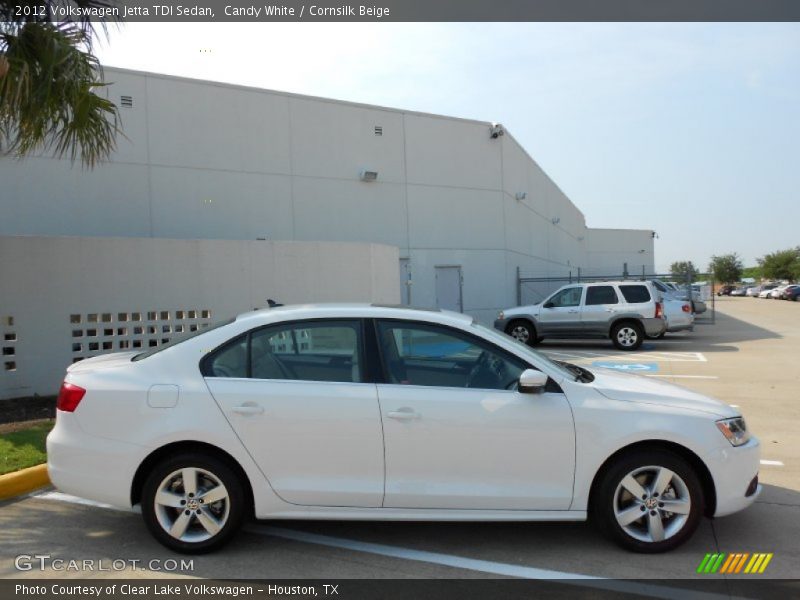 Candy White / Cornsilk Beige 2012 Volkswagen Jetta TDI Sedan