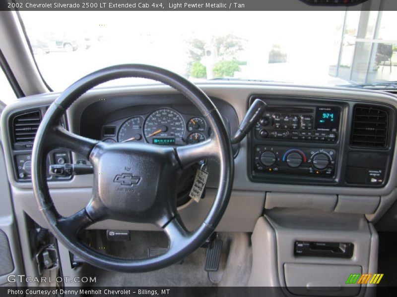 Dashboard of 2002 Silverado 2500 LT Extended Cab 4x4