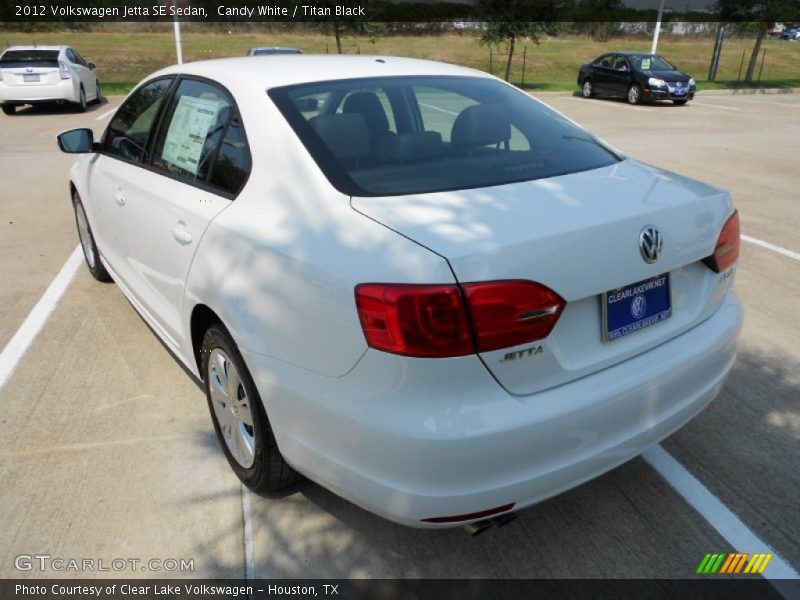 Candy White / Titan Black 2012 Volkswagen Jetta SE Sedan