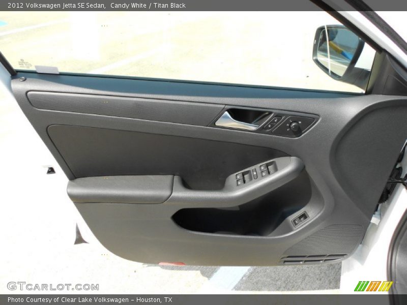 Candy White / Titan Black 2012 Volkswagen Jetta SE Sedan