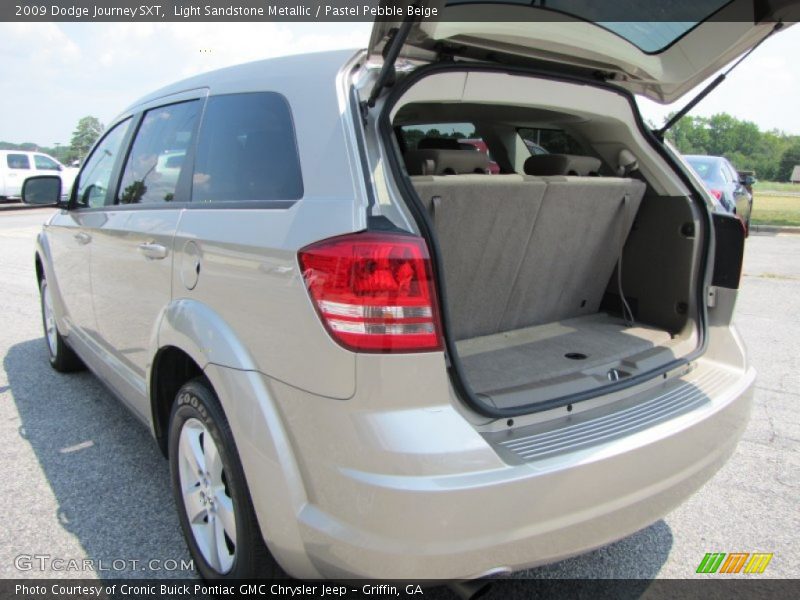 Light Sandstone Metallic / Pastel Pebble Beige 2009 Dodge Journey SXT