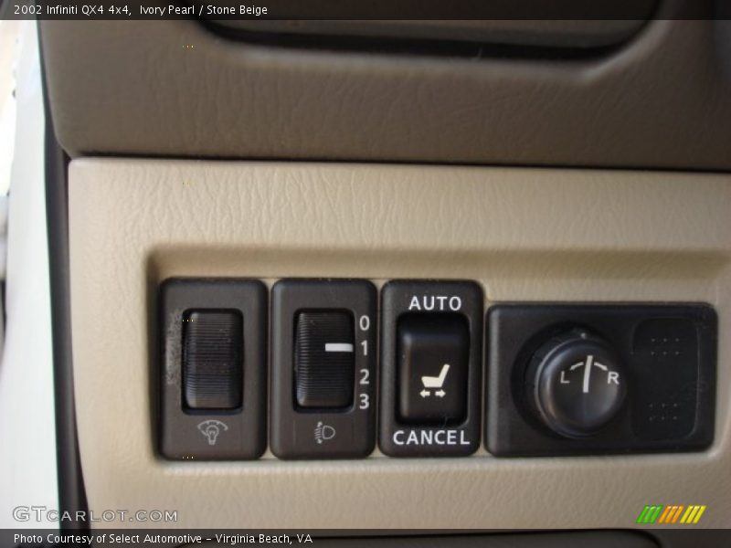 Ivory Pearl / Stone Beige 2002 Infiniti QX4 4x4