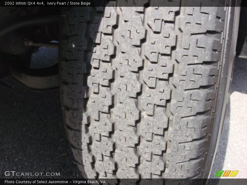 Ivory Pearl / Stone Beige 2002 Infiniti QX4 4x4
