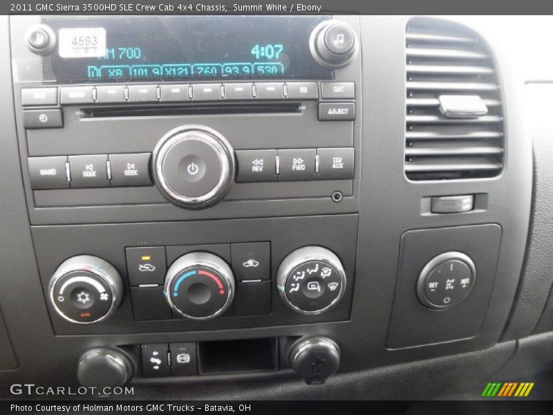 Summit White / Ebony 2011 GMC Sierra 3500HD SLE Crew Cab 4x4 Chassis