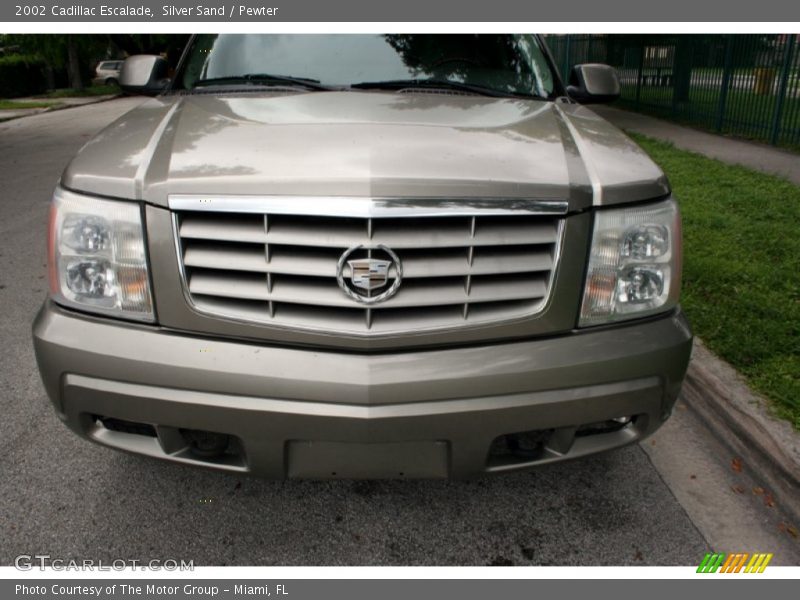 Silver Sand / Pewter 2002 Cadillac Escalade
