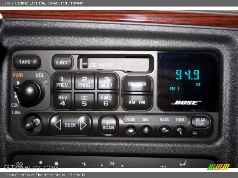 Audio System of 2002 Escalade 