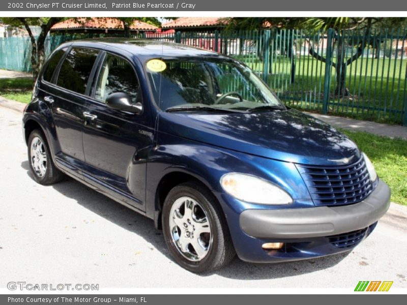 Patriot Blue Pearlcoat / Gray 2002 Chrysler PT Cruiser Limited