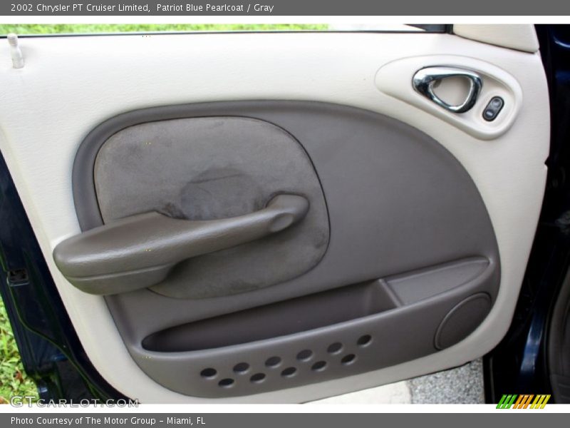 Patriot Blue Pearlcoat / Gray 2002 Chrysler PT Cruiser Limited