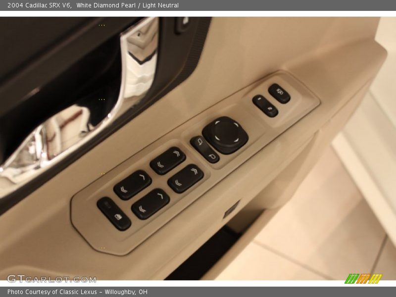 White Diamond Pearl / Light Neutral 2004 Cadillac SRX V6
