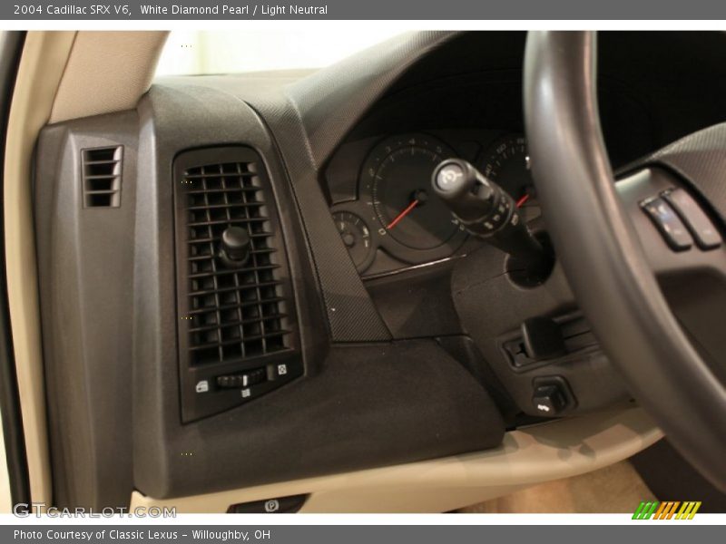 White Diamond Pearl / Light Neutral 2004 Cadillac SRX V6