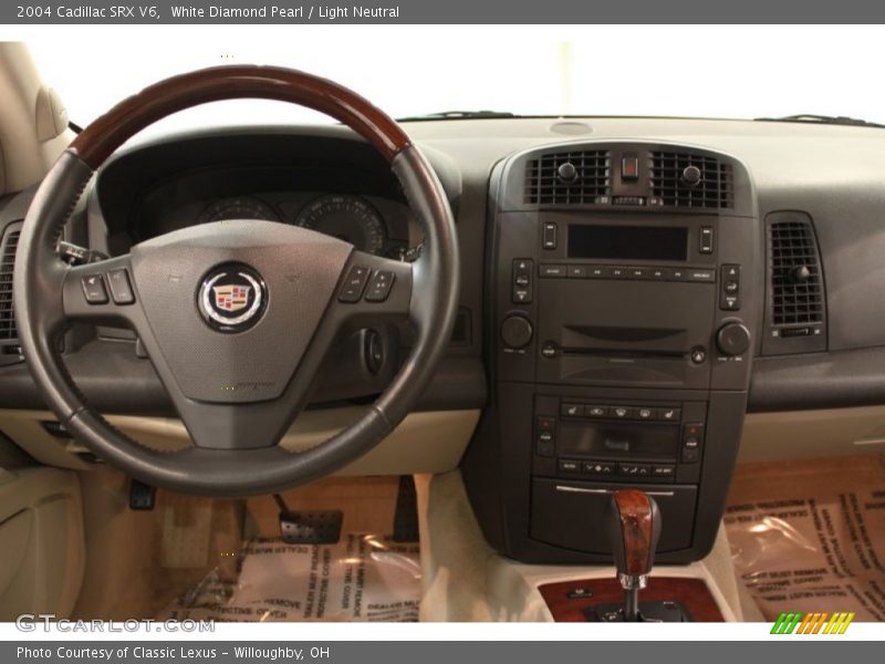 White Diamond Pearl / Light Neutral 2004 Cadillac SRX V6