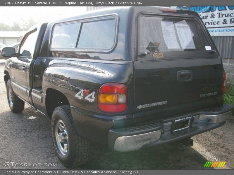 Onyx Black / Graphite Gray 2002 Chevrolet Silverado 1500 LS Regular Cab 4x4