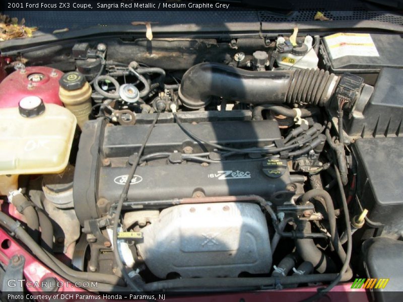 Sangria Red Metallic / Medium Graphite Grey 2001 Ford Focus ZX3 Coupe
