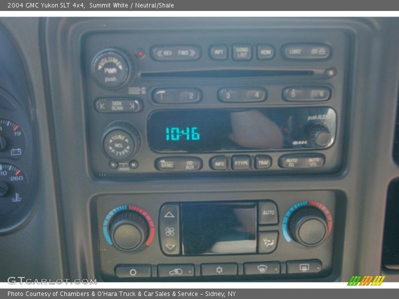 Summit White / Neutral/Shale 2004 GMC Yukon SLT 4x4