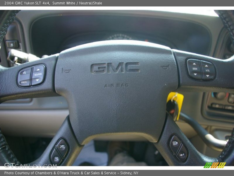 Summit White / Neutral/Shale 2004 GMC Yukon SLT 4x4