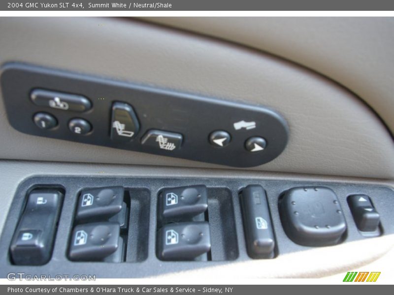 Summit White / Neutral/Shale 2004 GMC Yukon SLT 4x4