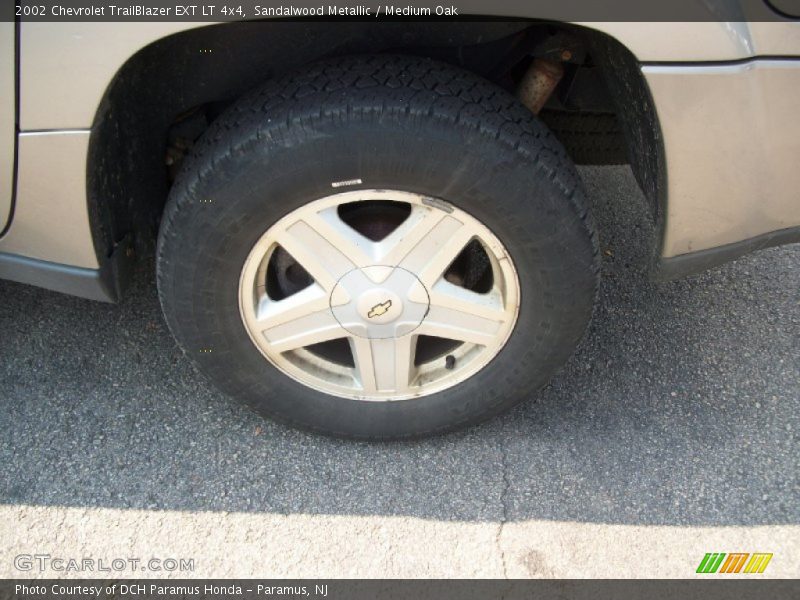 Sandalwood Metallic / Medium Oak 2002 Chevrolet TrailBlazer EXT LT 4x4