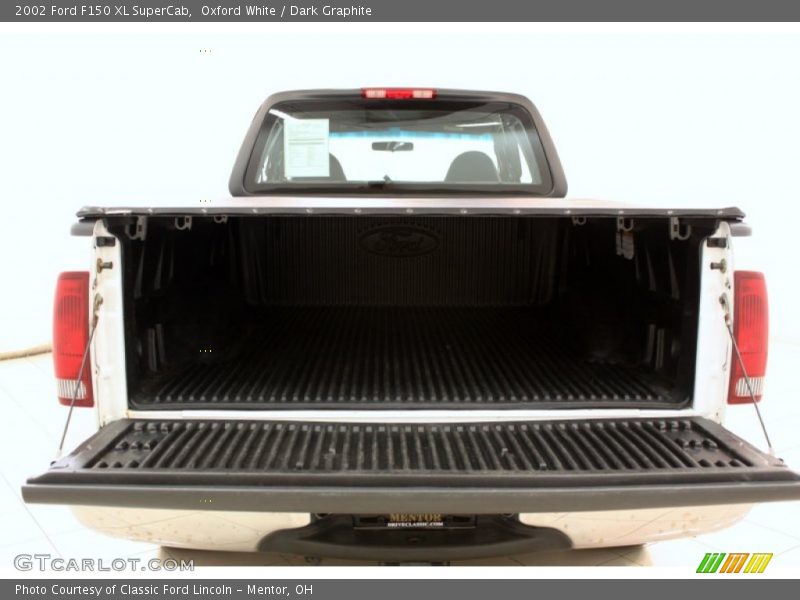 Oxford White / Dark Graphite 2002 Ford F150 XL SuperCab