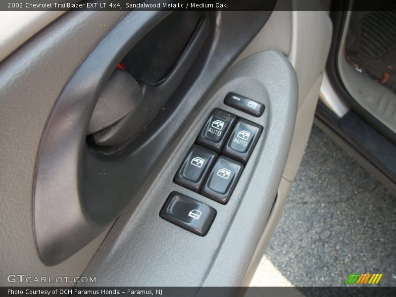 Sandalwood Metallic / Medium Oak 2002 Chevrolet TrailBlazer EXT LT 4x4