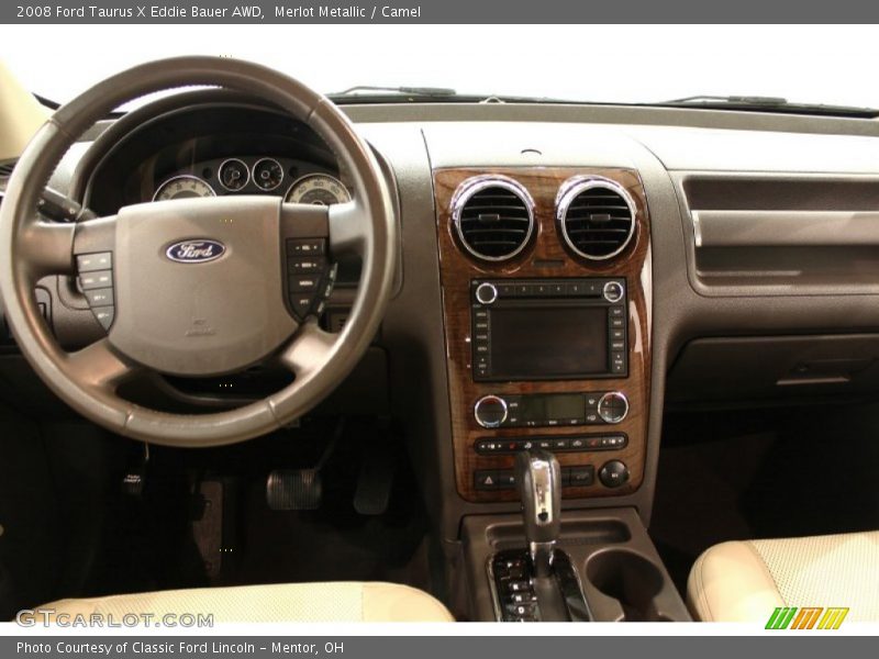 Dashboard of 2008 Taurus X Eddie Bauer AWD