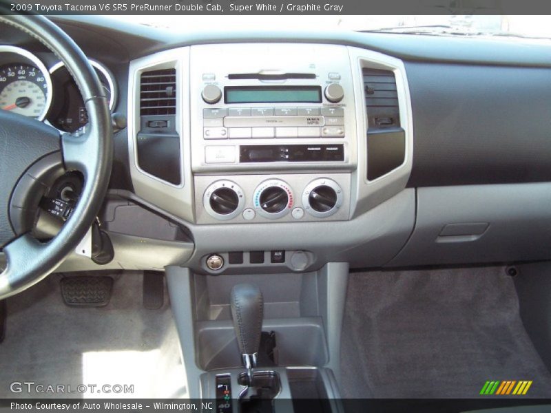 Super White / Graphite Gray 2009 Toyota Tacoma V6 SR5 PreRunner Double Cab
