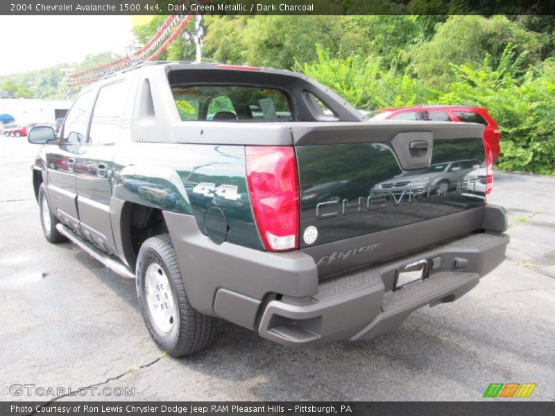 Dark Green Metallic / Dark Charcoal 2004 Chevrolet Avalanche 1500 4x4