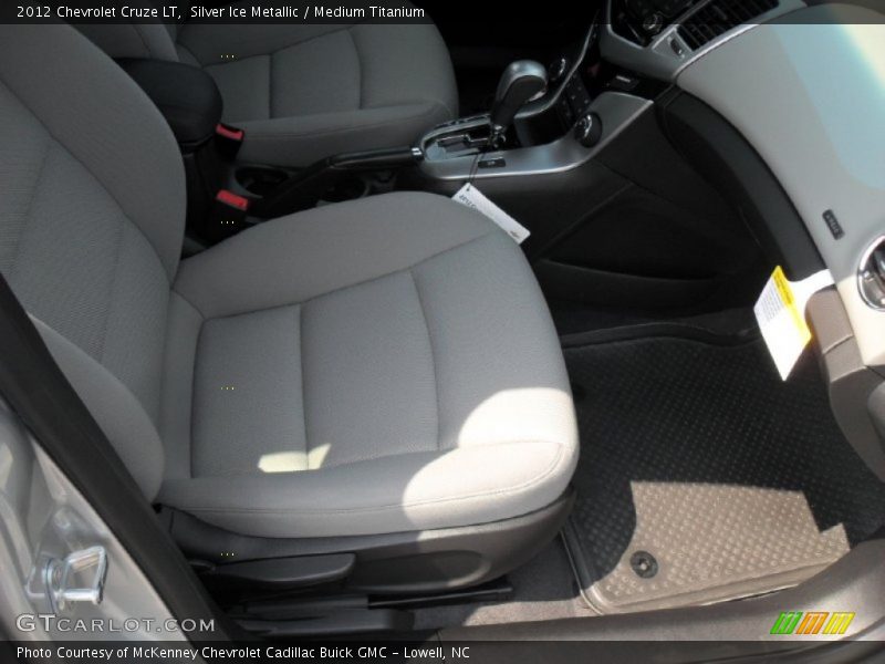 Silver Ice Metallic / Medium Titanium 2012 Chevrolet Cruze LT