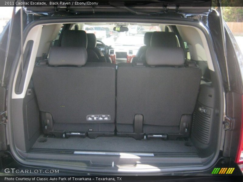 Black Raven / Ebony/Ebony 2011 Cadillac Escalade