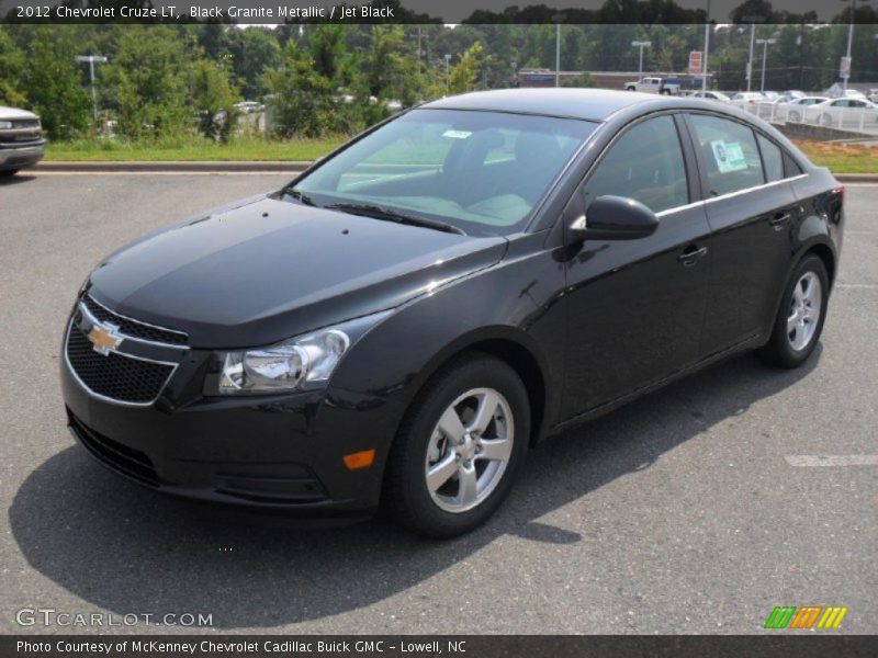 Front 3/4 View of 2012 Cruze LT
