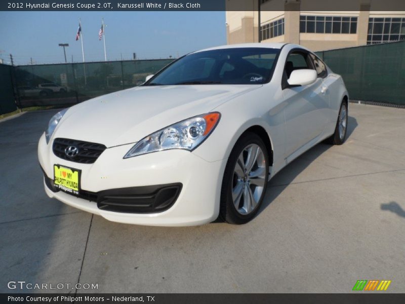 Karussell White / Black Cloth 2012 Hyundai Genesis Coupe 2.0T