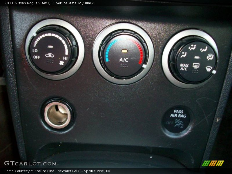 Silver Ice Metallic / Black 2011 Nissan Rogue S AWD