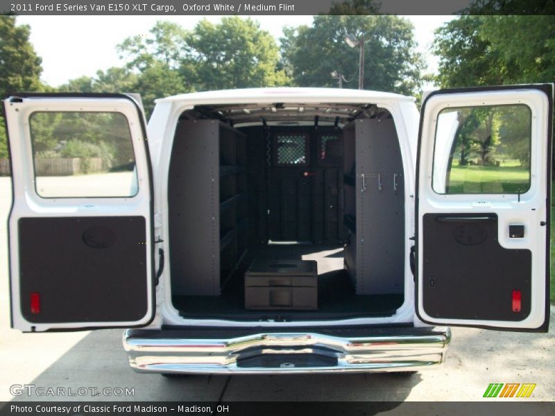 Oxford White / Medium Flint 2011 Ford E Series Van E150 XLT Cargo