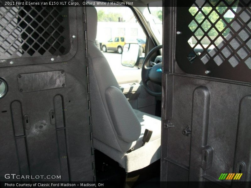 Oxford White / Medium Flint 2011 Ford E Series Van E150 XLT Cargo