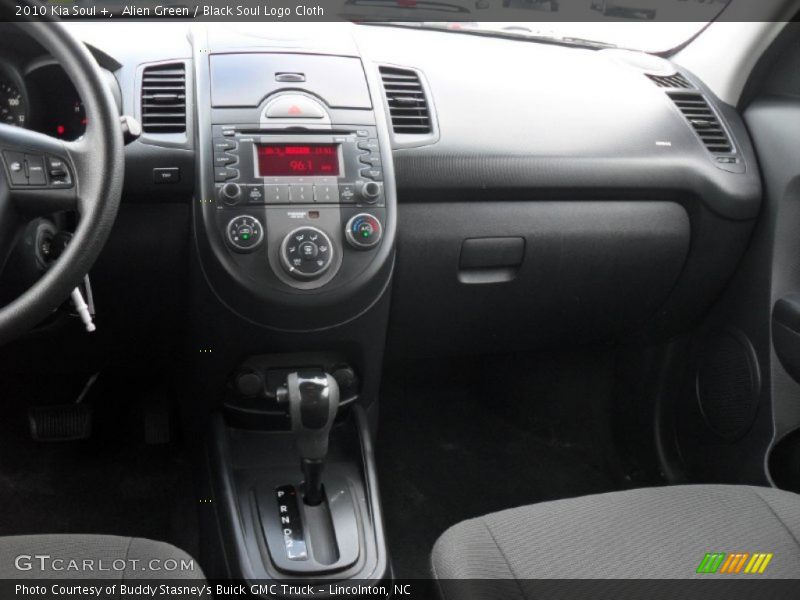 Alien Green / Black Soul Logo Cloth 2010 Kia Soul +
