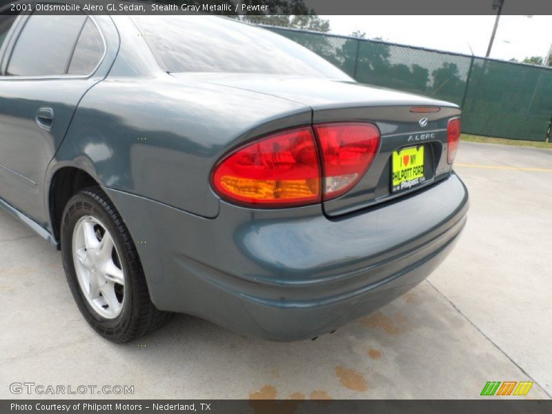 Stealth Gray Metallic / Pewter 2001 Oldsmobile Alero GL Sedan