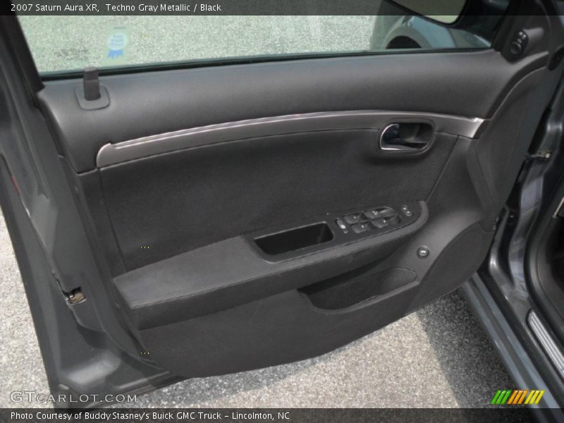 Techno Gray Metallic / Black 2007 Saturn Aura XR