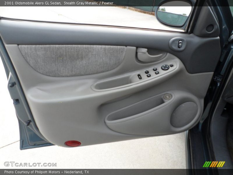 Door Panel of 2001 Alero GL Sedan