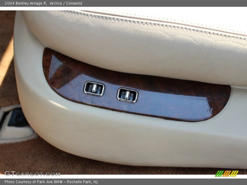 Controls of 2004 Arnage R