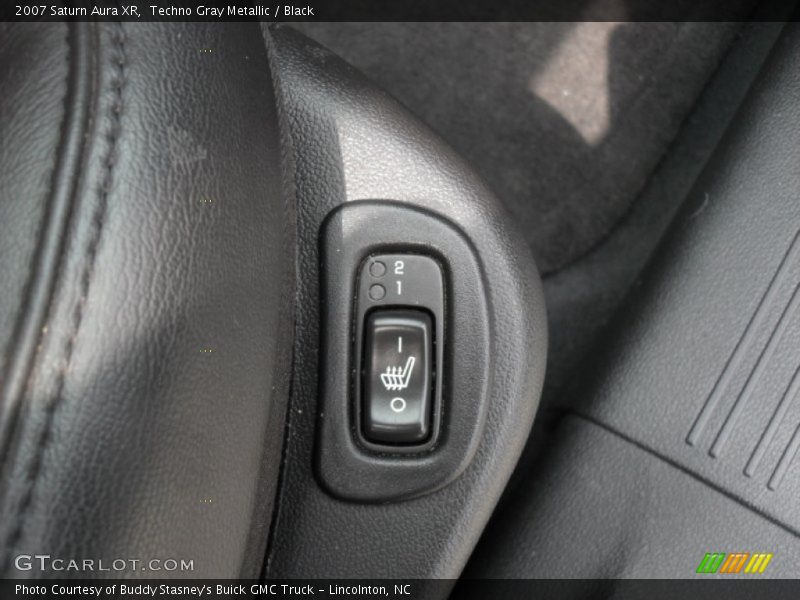 Techno Gray Metallic / Black 2007 Saturn Aura XR