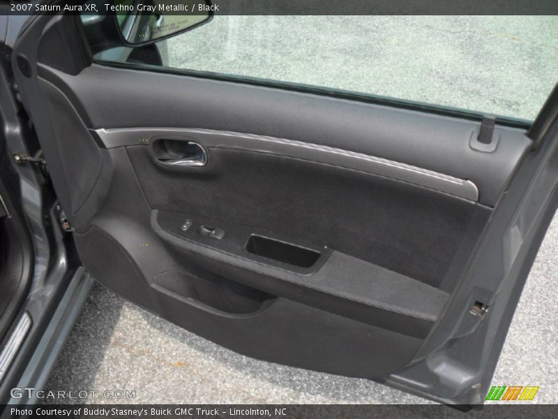 Techno Gray Metallic / Black 2007 Saturn Aura XR