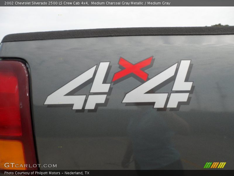  2002 Silverado 2500 LS Crew Cab 4x4 Logo