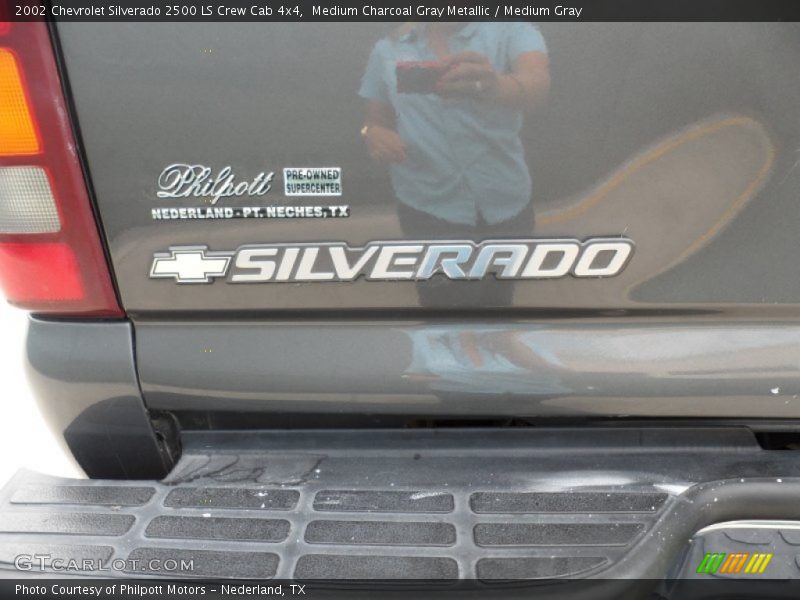 Medium Charcoal Gray Metallic / Medium Gray 2002 Chevrolet Silverado 2500 LS Crew Cab 4x4